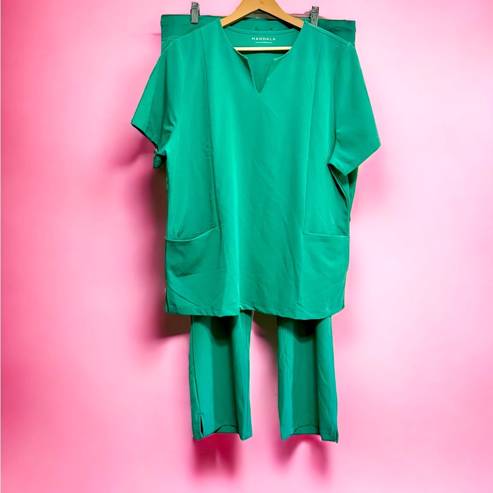 Mandala Scrubs XL SET Surgical Green Pre-owned Cargo Pants 5 Pocket Notch Neck
